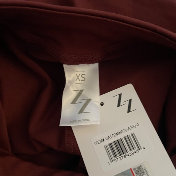 Zyia Active Women's Maroon Skort - Picture 3 of 3